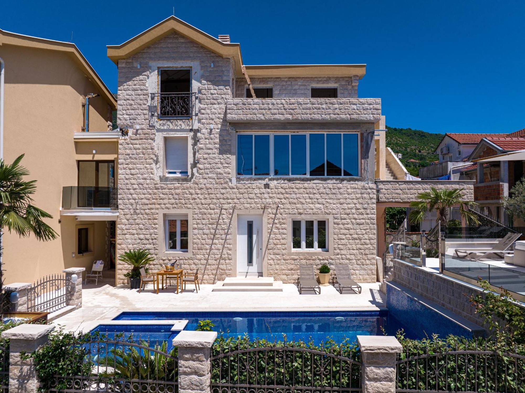 Raicevic Residence Tivat Ngoại thất bức ảnh