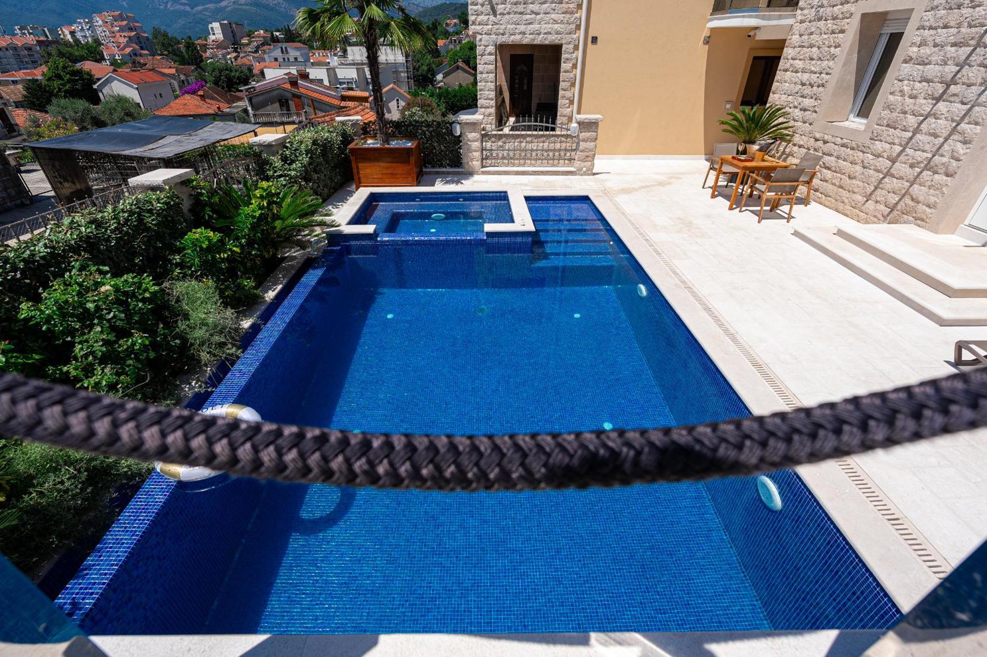Raicevic Residence Tivat Ngoại thất bức ảnh