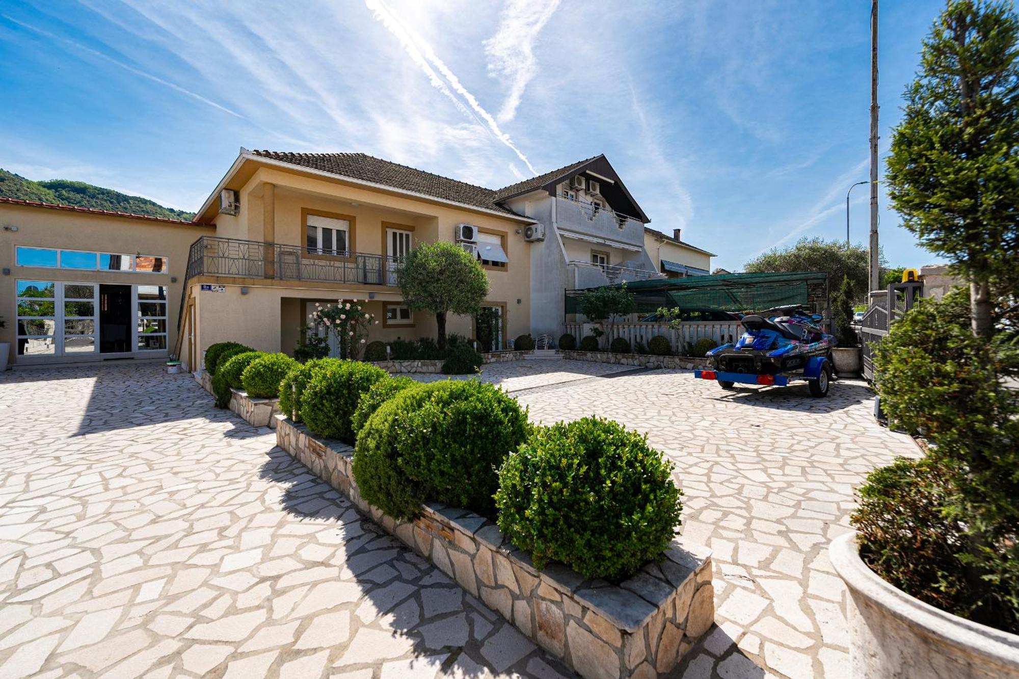 Raicevic Residence Tivat Ngoại thất bức ảnh